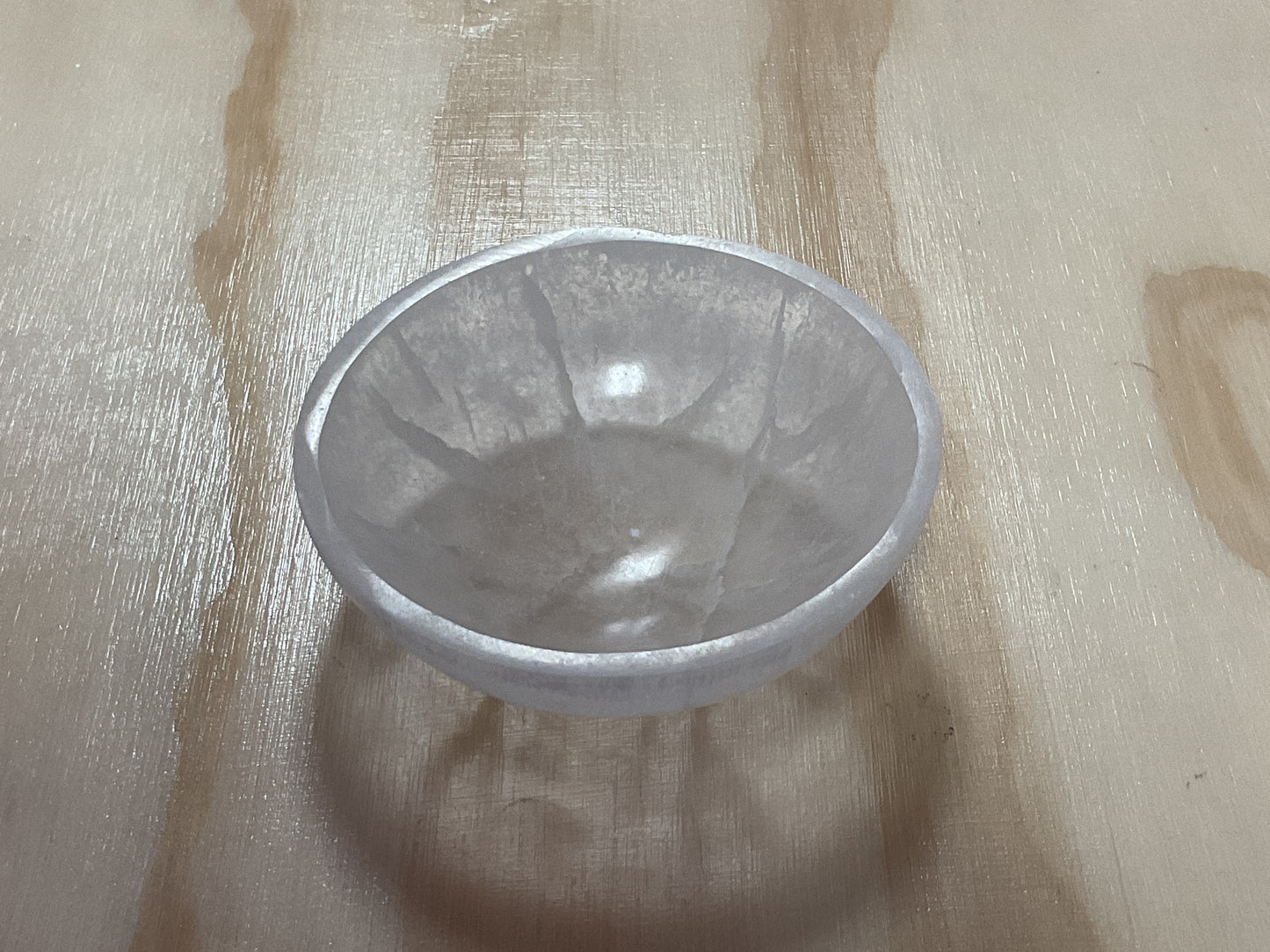 Cuenco pequeño de selenita de 2”