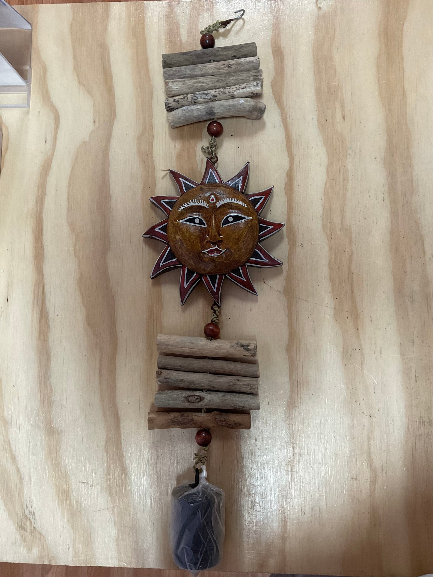 Carillón de madera solar