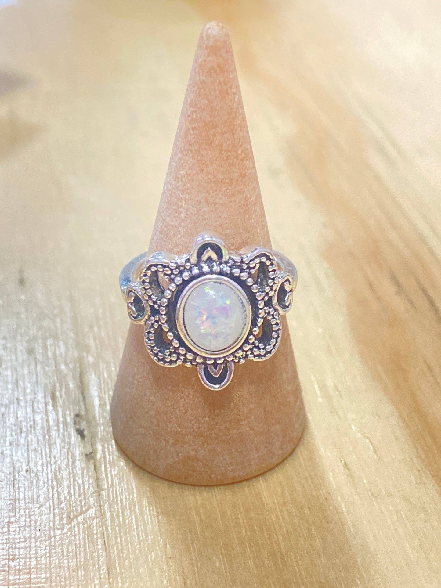 Anillo vintage con forma de ópalo S925