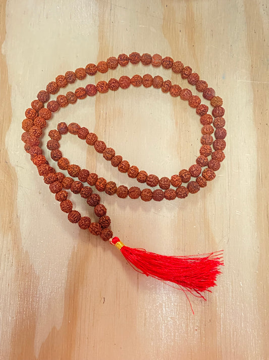 Collar de Rudraksha Mala