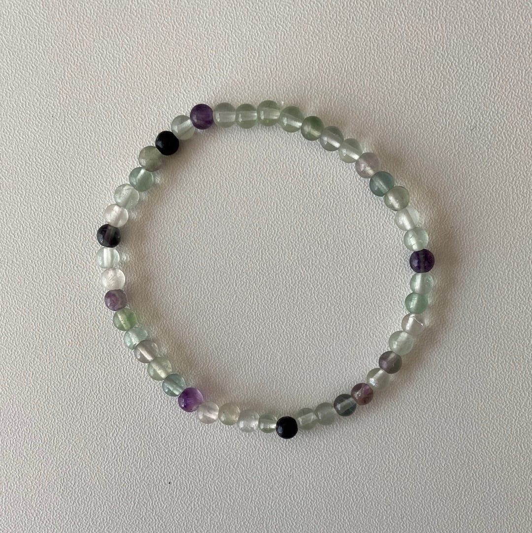 Pulsera de cuentas de fluorita de 4 mm