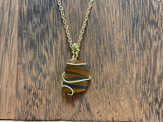 Tiger Eye Copper Wire Gold Necklace