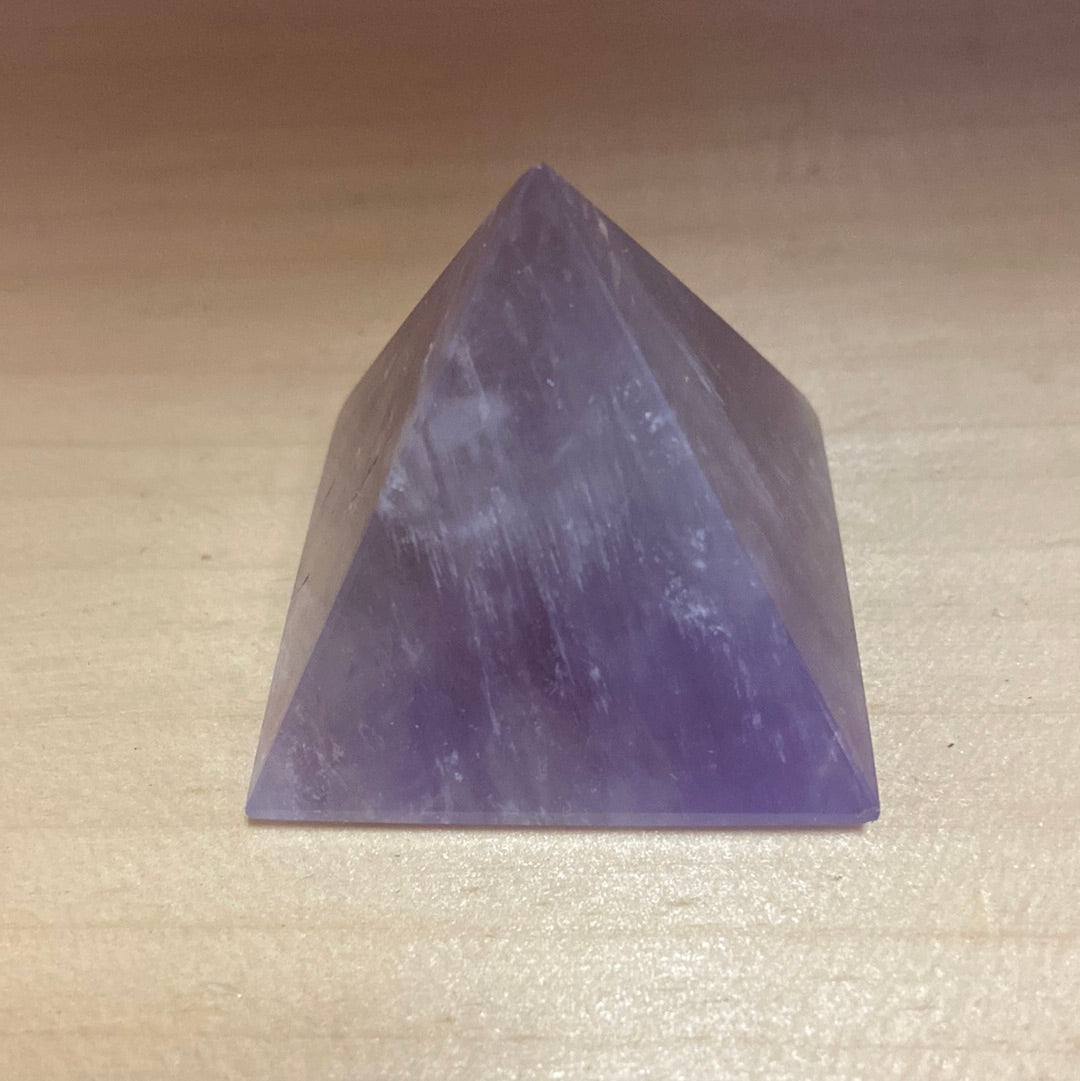 Amethyst Pyramid - Iluterra