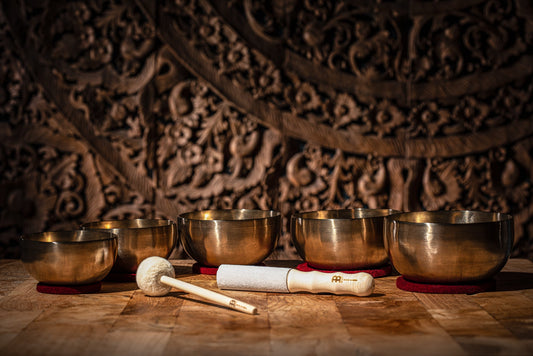 Universal Therapy Metal Singing Bowl Full Set of 5 / 2950g